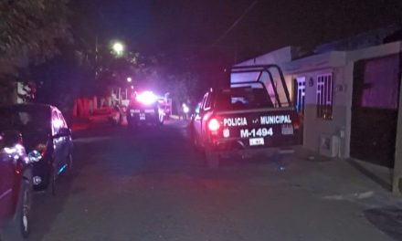 Adicto intenta quemar su casa en la colonia Girasol