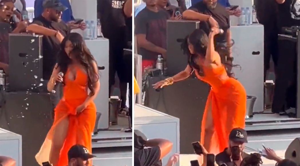 Video: Cardi B explota  y le arroja el micrófono a una fanática que la mojó con una bebida