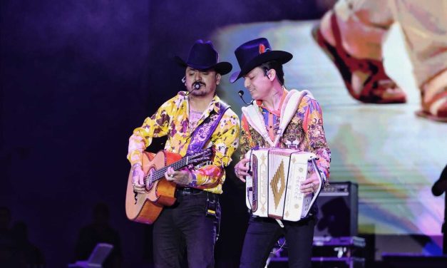 Mas de  22 saltillenses disfrutan de los Dos Carnales