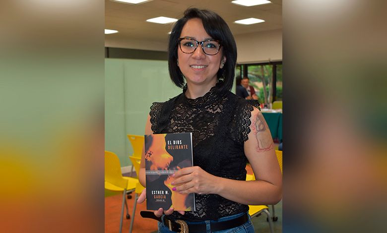 Gana Esther M. García el 3 Concurso Iberoamericano de Cuento Elena Poniatowska
