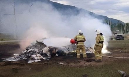 Video: Se desploma un helicóptero en la Siberia y mueren 6 personas