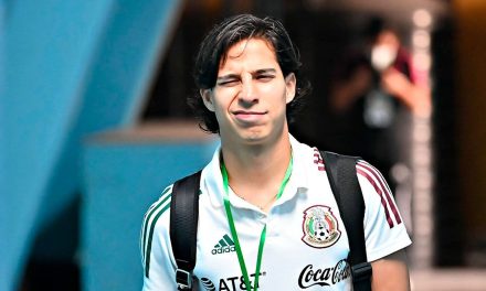 Carlos Hermosillo pide salida de Diego Lainez de la Selección; ‘vive del pasado,’ asegura