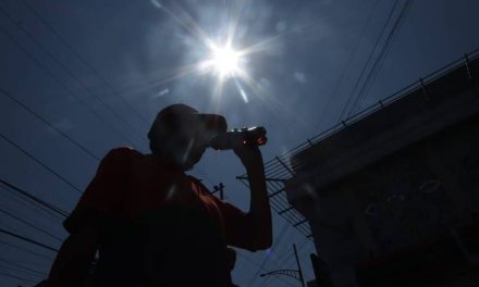 Siguen al alza casos por golpe de calor en Coahuila