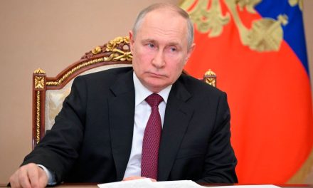 Putin ratifica ley anti-trans, prohíbe los cambios de sexo en Rusia