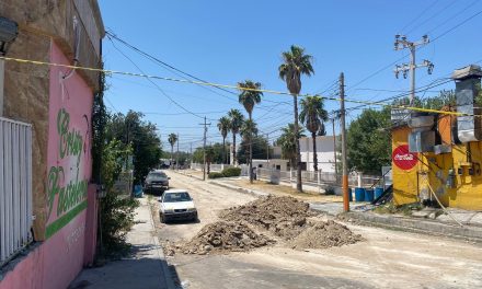 Remplazan tubería colapsada en Acuña