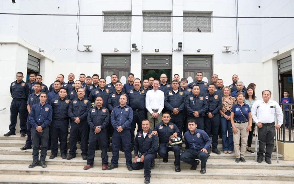 Festejan en Acuña a los bomberos