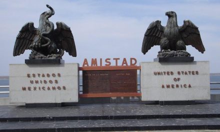 Anuncian cierre del cruce en la presa La Amistad