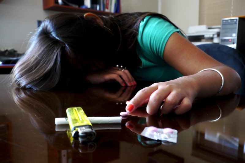 Crecen adicciones entre mujeres víctimas de violencia