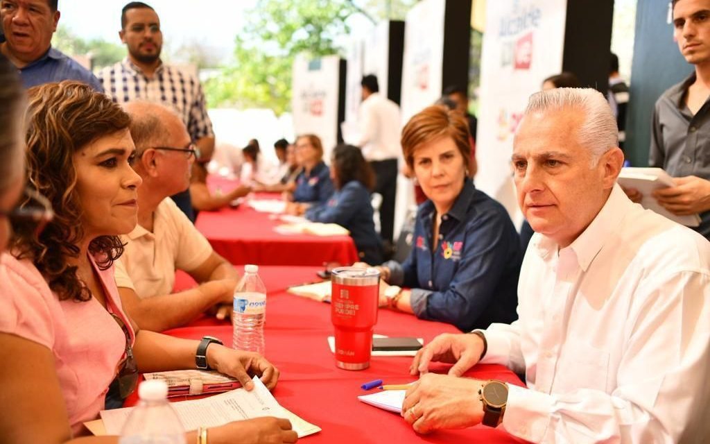 Encabeza Cepeda Audiencias Públicas
