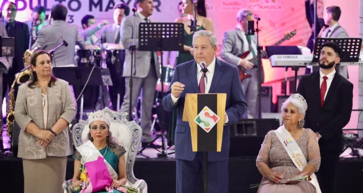 En celebración, coronan a la nueva reina del DIF Saltillo