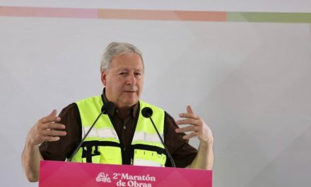 Consolida Chema Fraustro centros comunitarios