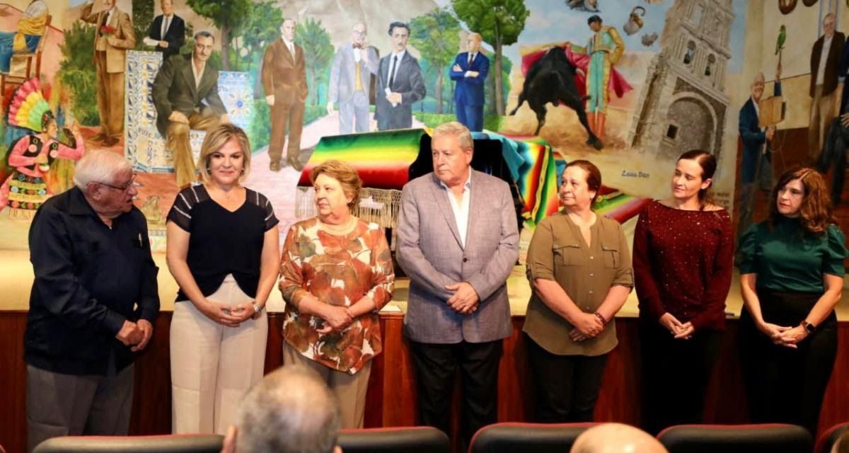 Reconocen a Esperanza Dávila como ‘Profeta en su Tierra’