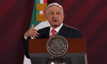 AMLO lamenta el asesinato de Fernando Villavicencio, candidato presidencial de Ecuador; lo compara con Colosio