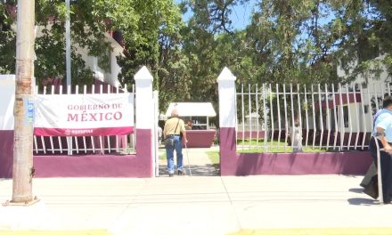Advierten contra fraudes y engaños a beneficiarios de programas sociales