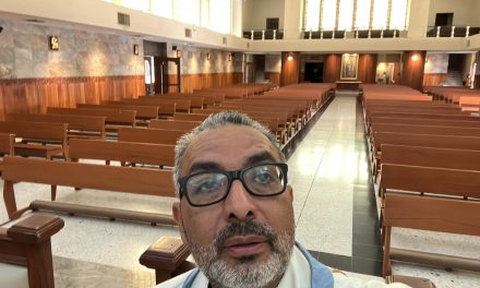 Sacerdote en Torreón revela que novios lo dejaron plantado en el altar
