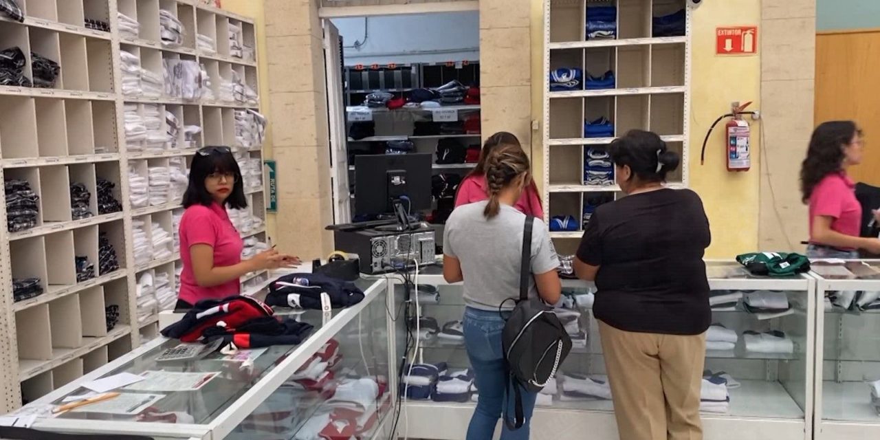 Hacen comerciantes su agosto en Saltillo