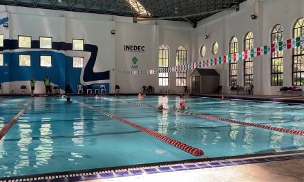 Invitan a cursos de natación en el Centro Acuático Coahuila 2000