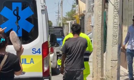 Menores en motocicleta fueron arrollados en la colonia San Ángel, al oriente de Saltillo