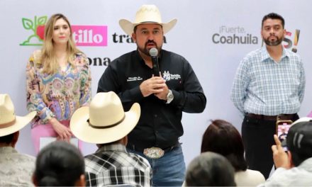 Entregan Saltillo y estado certificados de Fierros para herrar
