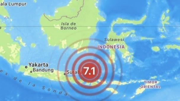 Se registra fuerte sismo de 7.1 grados en Indonesia
