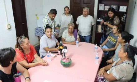 Apoyan autoridades a familia sabinense para volver a casa