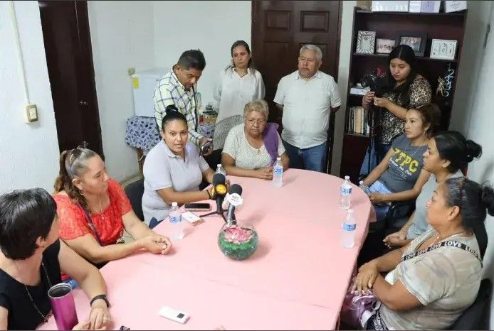 Apoyan autoridades a familia sabinense para volver a casa