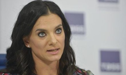 Retira Rusia el nombre de la atleta Yelena Isinbáyeva de estadio por no apoyar la guerra en Ucrania