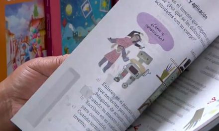 Coahuila espera resolución de controversia constitucional sobre libros de texto