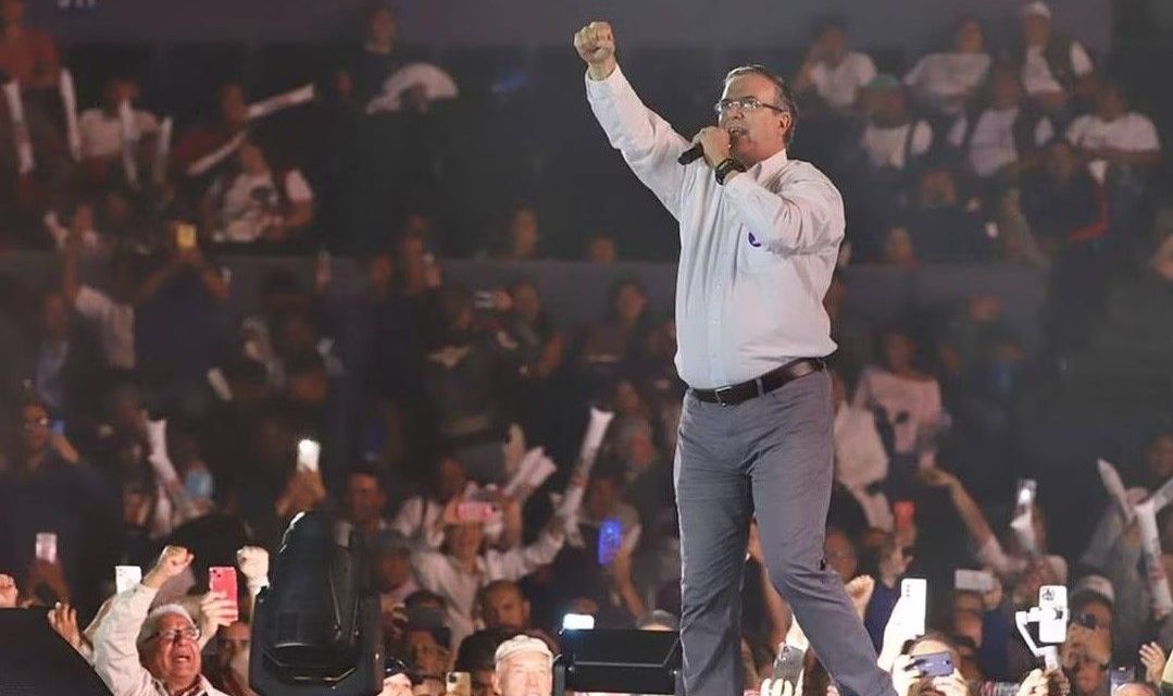 ‘Vamos a ganar’; Marcelo Ebrard cierra campaña en la Arena Ciudad de México