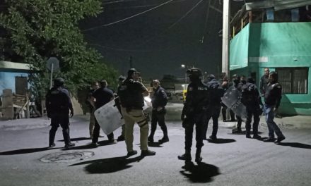 Riña entre pandillas genera pánico en la colonia Universidad Pueblo
