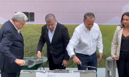 Instala primera piedra de segunda fase de edificio del COECYT