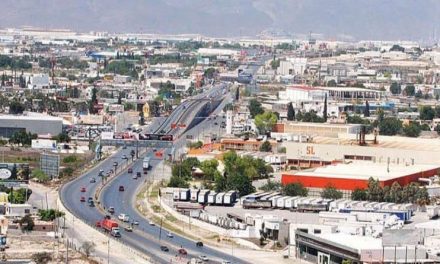 Ramos Arizpe: Todos chambean en Manantiales del Valle