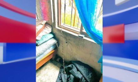Rescatan a menor encadenado en Coahuila