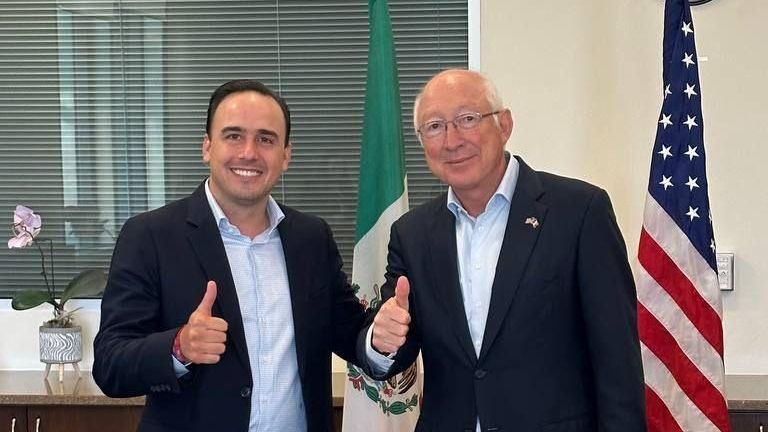 Se reúne Manolo Jiménez con embajador norteamericano