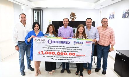 Donan un millón de pesos para becas en Acuña