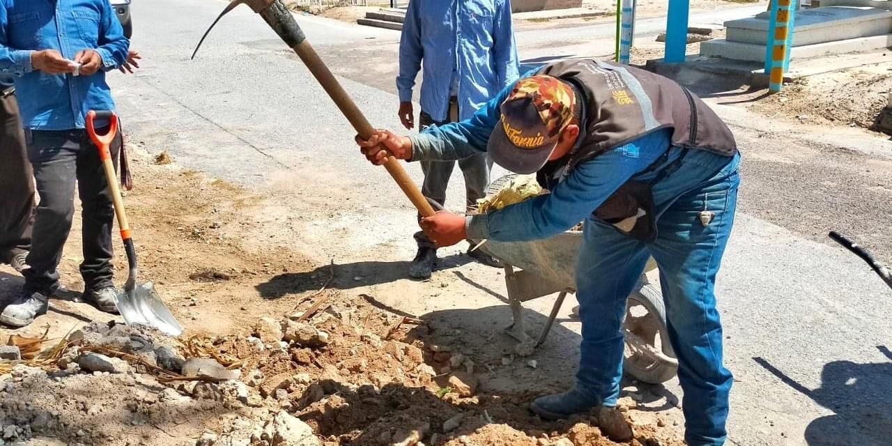 Realizan mantenimiento a panteones de Torreón