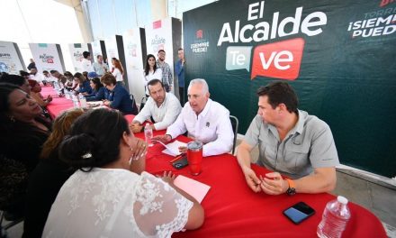 Encabeza Román Cepeda Audiencias Públicas