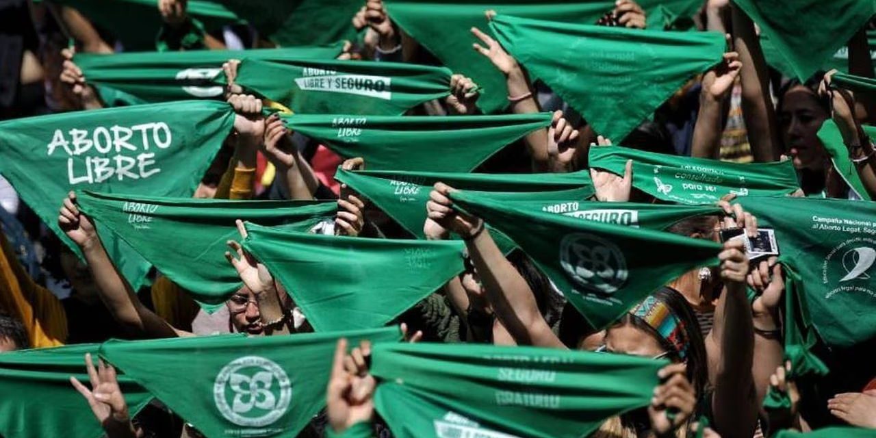 Superma Corte despenaliza el aborto en México