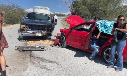 Fuerte accidente en el ejido Agua Nueva deja a varios lesionados