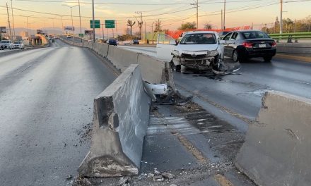 Acelerado conductor cuasa choque en Saltillo