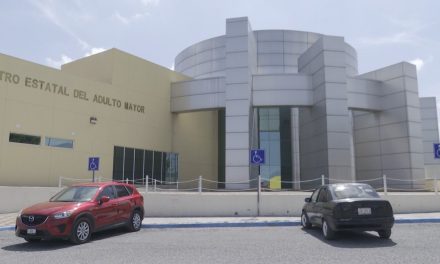 Centro Estatal del Adulto Mayor atiende a 90 pacientes por día