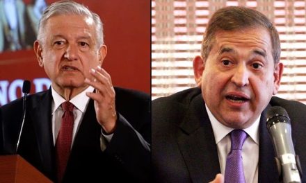 Acusa AMLO a Alonso Ancira de dejar de cumplir con el pago de reparación del daño a Pemex