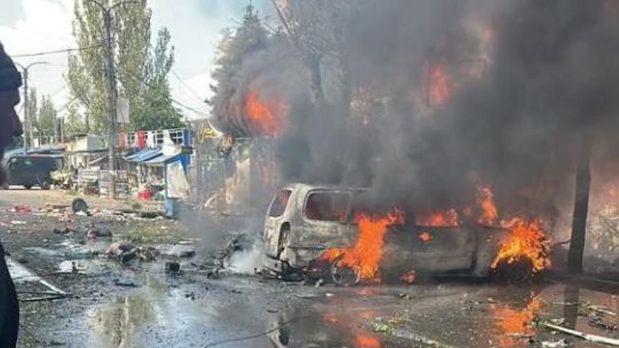 Rusia ataca mercado en Ucrania y deja un saldo de 16 muertos