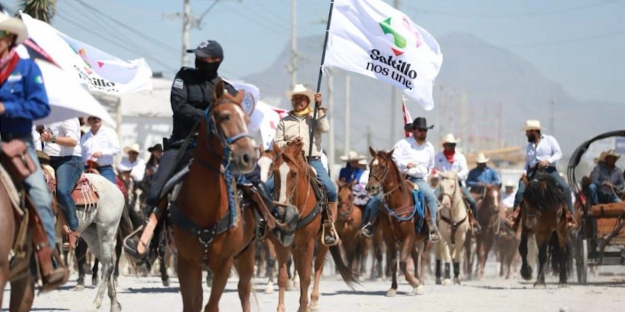Mil cabalgantes en inicio de Rodeo Saltillo