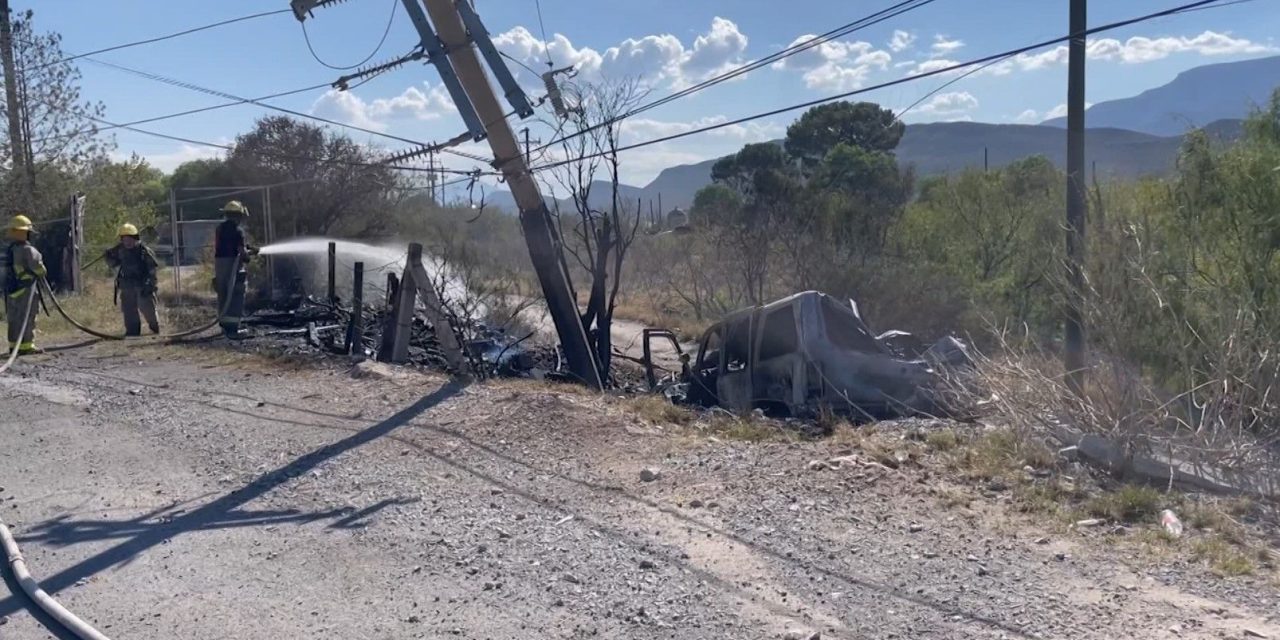 Derriba transformador y se incendia su camioneta en Saltillo