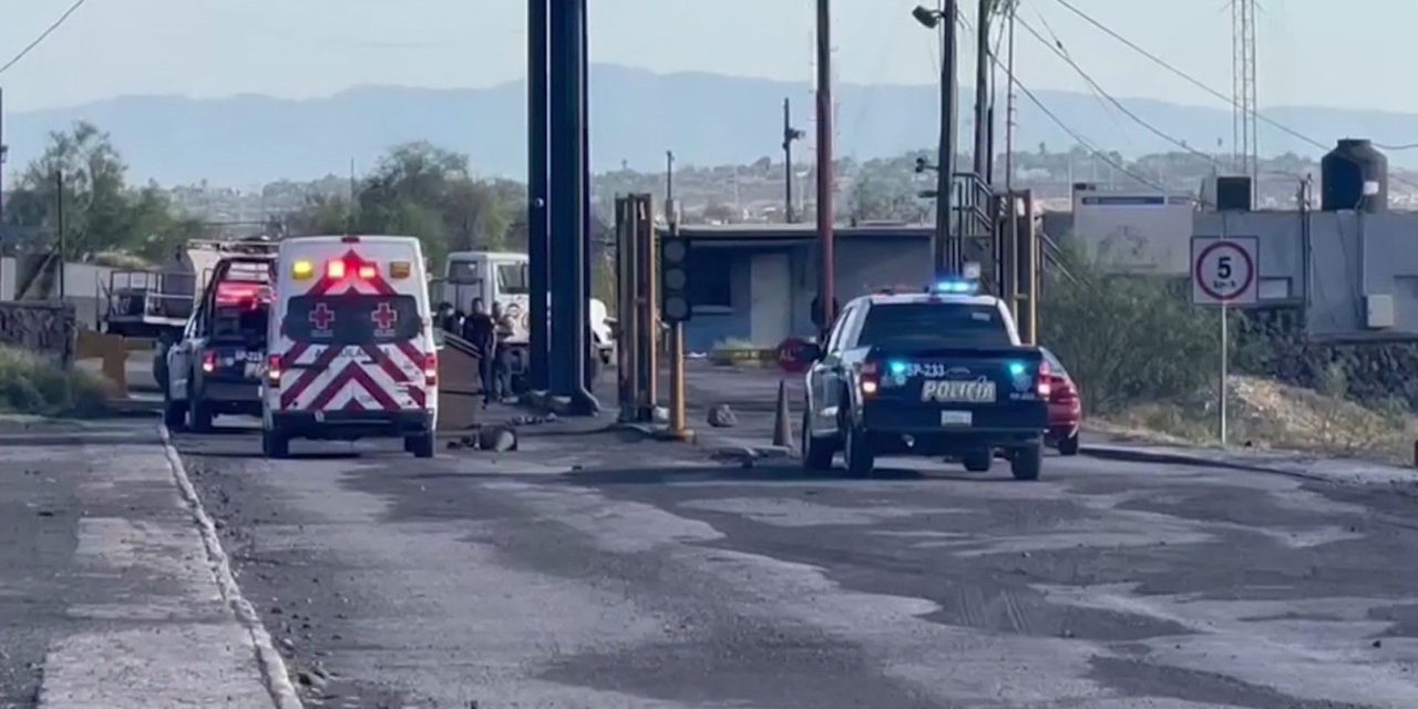 Ladrones desmantelan AHMSA poco a poco sin importar el riesgo