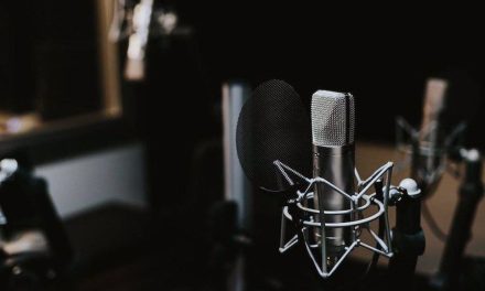 Día del Locutor, voces que se vuelven parte de la vida de los radioescuchas