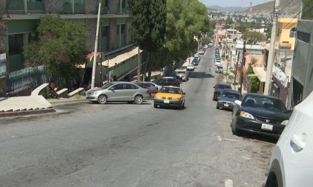 Saltillo: La calle Luis Gutiérrez un reto para automovilista