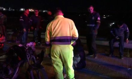 Saltillo: Motociclista lesionado… ¡otra vez! Coche le invadió carril y derrapó