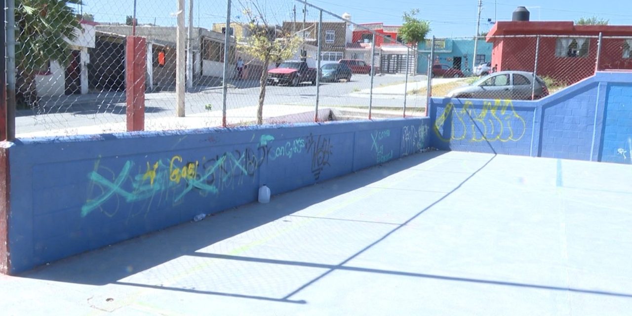 Piden reacondicionamiento de plaza pública ubicada en la colonia el Álamo